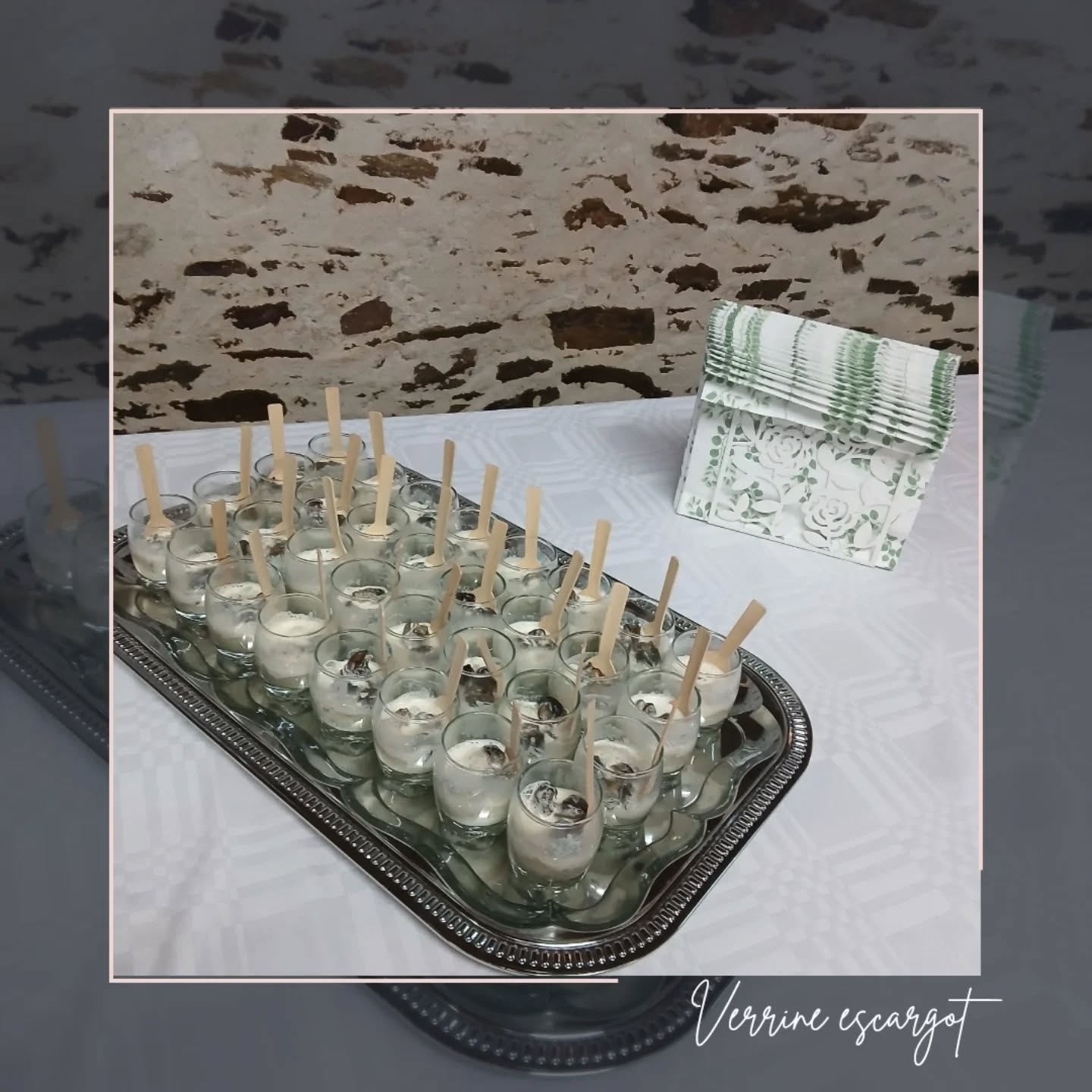 🐌 VERRINE TOPINAMBOUR ESCARGOT RÉGLISSE 🐌

Petite verrine tiède avec un écrasé de topinambours, des escargots (Puy mest, Les Essarts) et une émulsion de réglisse.

-
#verrines #escargot #reglisse #lesartsatable #saintfulgent