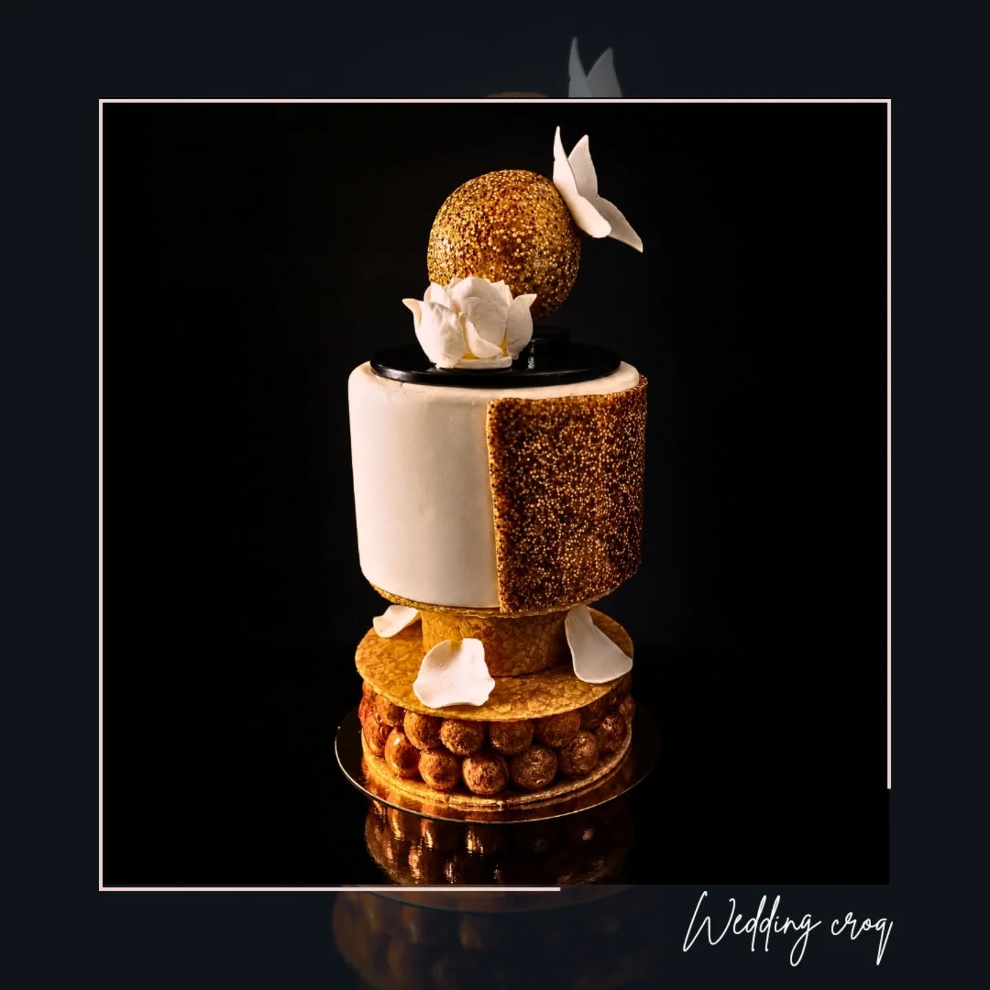 💍 WEDDING CROQ 💍

Après le stage avec @jeanphilippewalser organisé par @coursdepatisserieecole , nous voilà à développer notre nouvelle offre avec cette pièce fortement inspirée des créations du chef Walser.

-
#weddingcroq #croquembouche #weddingcake #lesartsatable