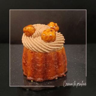 🇯🇵🇫🇷 CREAM'LE PRALINE 🇫🇷🇯🇵

Il y a un mois ce délicieux cream'lé d'après une recette du chef @cyrilsannicolas était dégusté à #Nagoya . Un délicieux praliné, un crémeux citron, surmonté d'une ganache montée fondante et de noisettes caramélisées.

-
#creamle #noisette #praliné #citron #maisoncreamle #japon #lesartsatable #saintfulgent